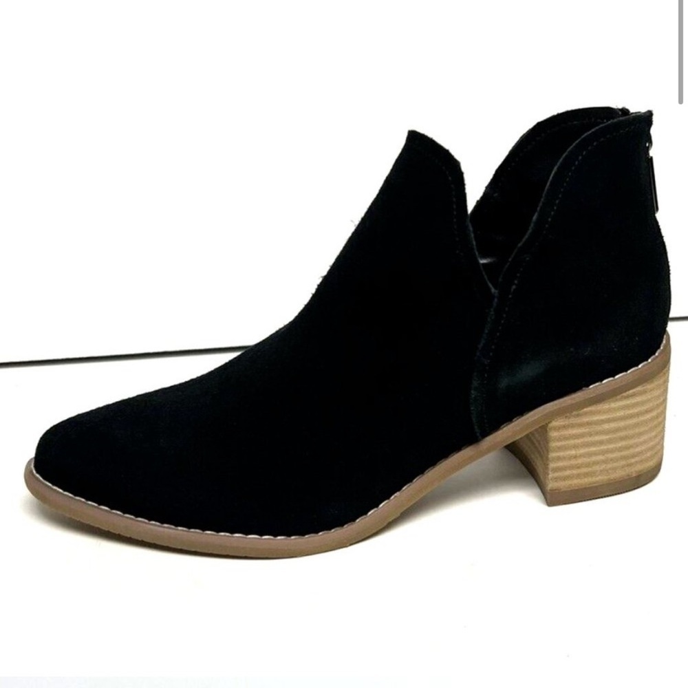 Blondo Ellis Black Suede Ankle Booties Waterproof Impermeable